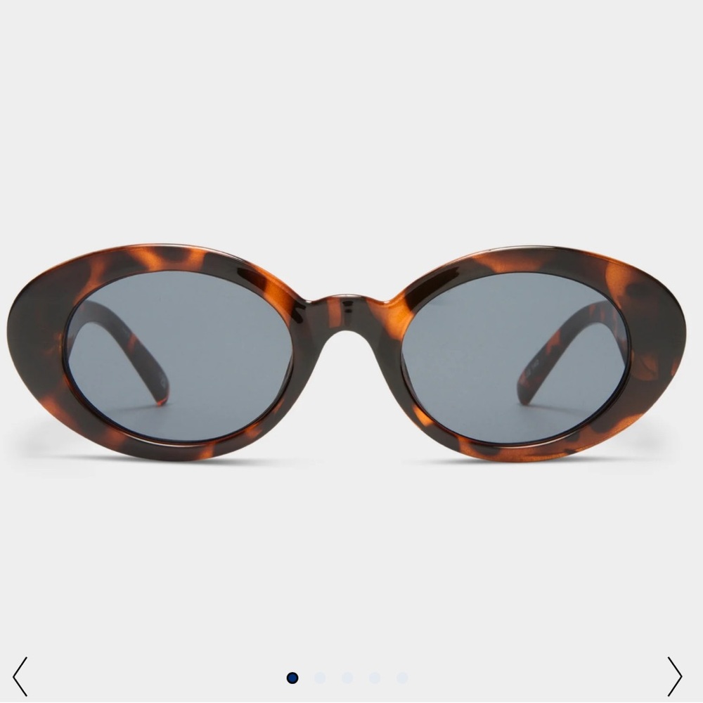 Le Specs NOUVEAU VIE, dark tort